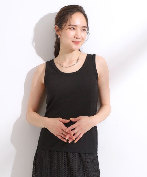 SHOO・LA・RUE（シューラルー）の「【洗える/S-LL】首元きれい テレコリブタンクトップ（タンクトップ・レディース・ブラック系2/ブルー系2/ブラック/ホワイト・03/04/01/02）」の9枚目の写真