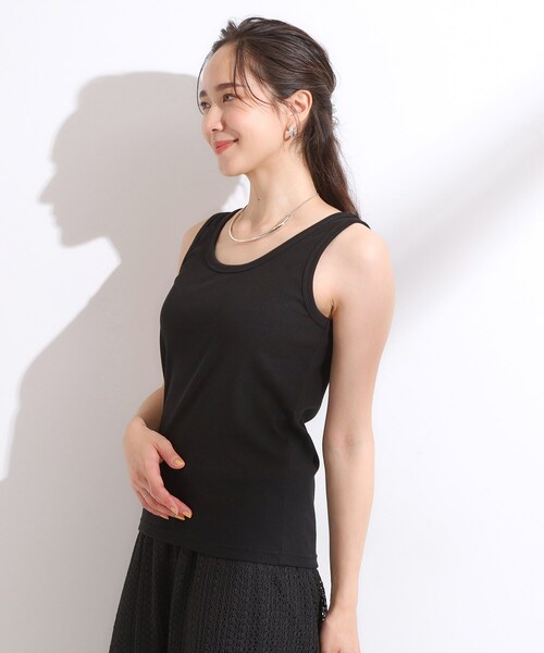 SHOO・LA・RUE（シューラルー）の「【洗える/S-LL】首元きれい テレコリブタンクトップ（タンクトップ・レディース・ブラック系2/ブルー系2/ブラック/ホワイト・03/04/01/02）」の10枚目の写真