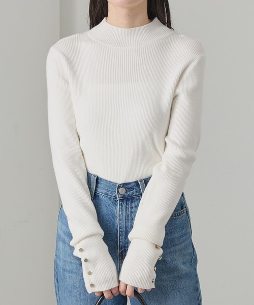 Cieluna(シエルナ)の「【Cieluna】袖ボタンハイネックリブニットプルオーバー(ニット/セーター・レディース・チャコール/ブラック/オフホワイト/ボルドー/ライトグレー/ネイビー・L/M)」の11枚目の写真