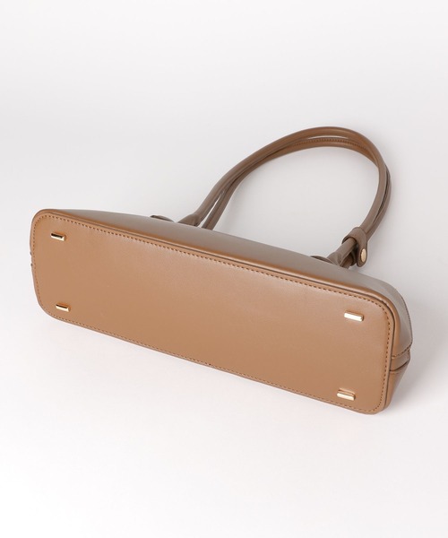 Andemiu(アンデミュウ)の「オーバルボストンバッグ572528(ボストンバッグ・レディース・ブラック/ボルドー/ブラウン・FREE)」の16枚目の写真