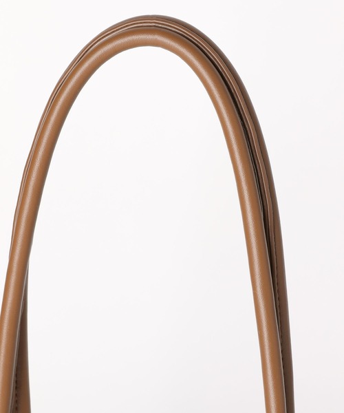 Andemiu(アンデミュウ)の「オーバルボストンバッグ572528(ボストンバッグ・レディース・ブラック/ボルドー/ブラウン・FREE)」の19枚目の写真