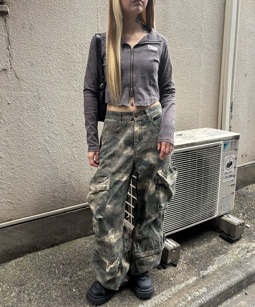 Figments（フィグメンツ）の「メタルバッジZIP UP長袖トップ（Tシャツ/カットソー・レディース・ブラック/チャコールグレー・FREE）」の4枚目の写真