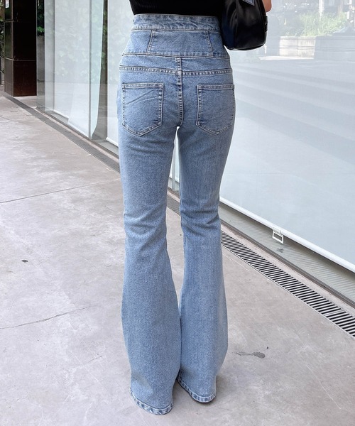 INGNI(イング)の「【WEB限定】前ボタンフレアデニムパンツ(デニムパンツ・レディース・グレー/ブルー系その他・S/M)」の10枚目の写真