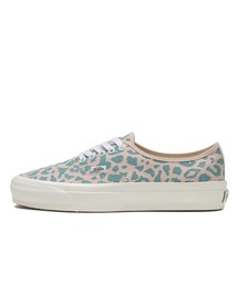 VANS（バンズ）の「PREMIUM AUTHENTIC 44　VN000EAAO3N（スニーカー・メンズ）」