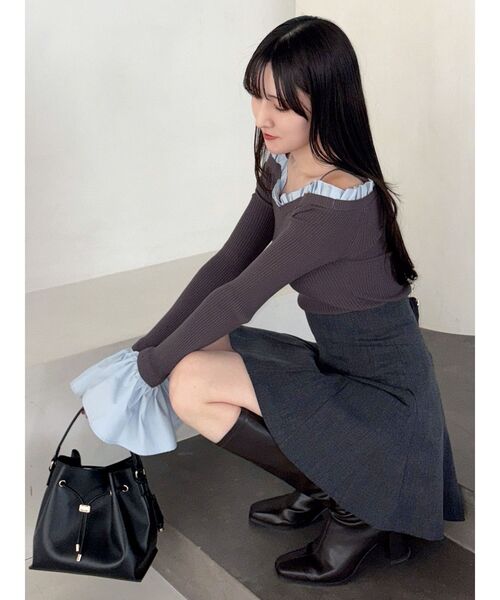 異素材フリルオフショルリブニット（ニット/セーター