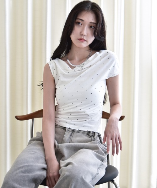 Y/lim（イリム）の「アシメドレープスタープリントフレンチTシャツ（Tシャツ/カットソー・レディース・オフホワイト/ネイビー・FREE）」の5枚目の写真