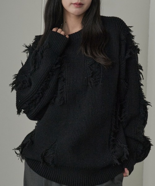 ROOPTOKYO(ループトウキョウ)の「Fringe Damage Design Knit/フリンジダメージデザインニット(ニット/セーター・レディース・ホワイト/ブラック・L/M)」の1枚目の写真