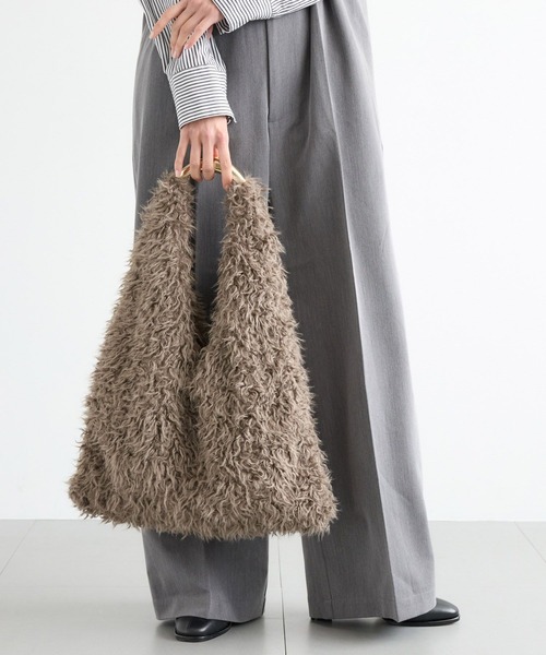 LE VERNIS（ル・ベルニ）の「BARNYARDSTORM / 【LE VERNIS(ルベルニ)】別注 / ファーメタルハンドルバッグ（ハンドバッグ・レディース・モカ/ベージュ・FREE）」の9枚目の写真