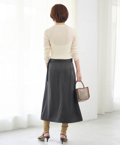 IENA(イエナ)の「《追加》イタリア ヤーン RIB クループルオーバー(ニット/セーター・レディース・ブルー系その他/ブラック/アイボリー/グレー・FREE)」の19枚目の写真