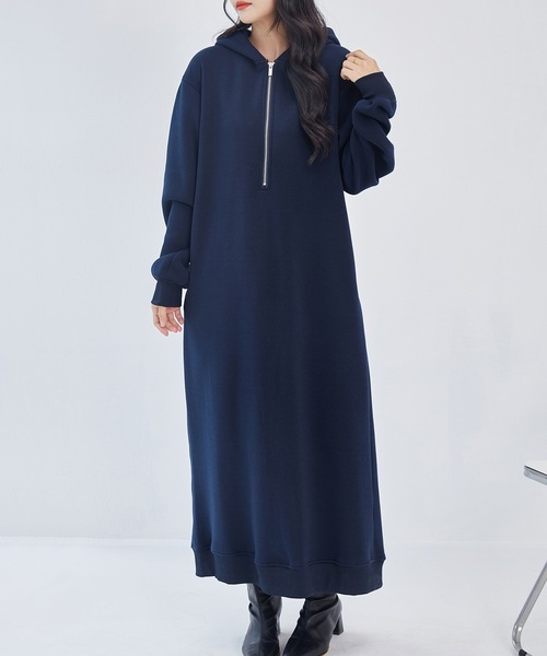 DAYRA(デイラ)の「裏起毛 ハーフジップ フーデット パーカー ワンピース(ワンピース・レディース・チャコールグレー/ブラック/ネイビー/ピンク系・S/FREE)」の16枚目の写真