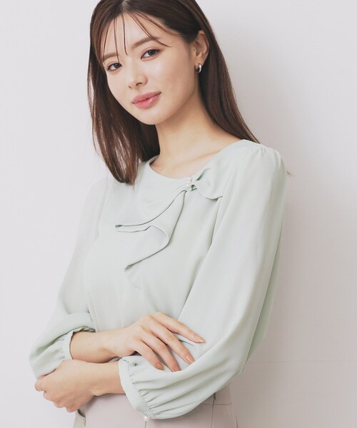 index（インデックス）の「パール調リボンブラウス【洗濯機洗い可/イージーアイロン】（シャツ/ブラウス・レディース・グリーン系/ネイビー/オフホワイト・36/42/38/40）」の12枚目の写真