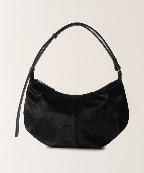 NOTHING WRITTEN(ナッシングリトゥン)の「NOTHING WRITTEN / ナッシングリトゥン Calf-hair shoulder mini bag ショルダーバッグ(ショルダーバッグ・レディース・ブラック・FREE)」の6枚目の写真