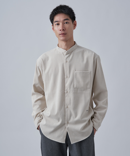 B.C STOCK（ベーセーストック）の「CAVE 21ウェル コーデュロイバンドカラーシャツ（シャツ/ブラウス・メンズ・ブラック/アイボリー/チャコールグレー/ブラウン・LARGE/MEDIUM）」の2枚目の写真