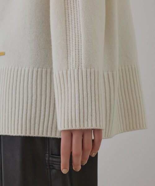 Diagram（ダイアグラム）の「ウールフードニットカーディガン（カーディガン/ボレロ・レディース・キナリ/ブラック/グレー/ボルドー・36）」の5枚目の写真