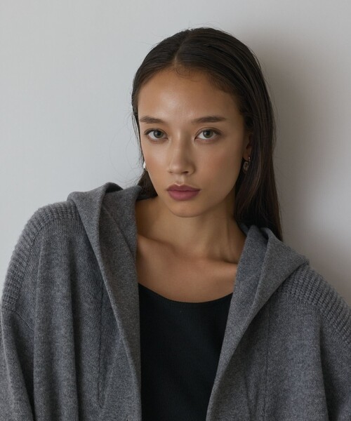 Diagram（ダイアグラム）の「ウールフードニットカーディガン（カーディガン/ボレロ・レディース・キナリ/ブラック/グレー/ボルドー・36）」の16枚目の写真