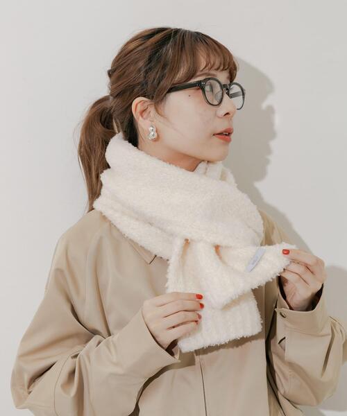 SMELLY（スメリー）の「ボアニットマフラー（マフラー・レディース・グレー/アイボリー/ブラック/ベージュ・-）」の8枚目の写真