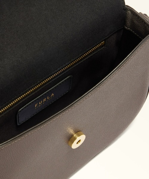 FURLA（フルラ）の「フルラ ムーンライト クロスボディバッグ（ショルダーバッグ・レディース・ブラウン/レッド/ダークグリーン/アッシュグレー/ブラック/インディゴブルー・ONE SIZE）」の22枚目の写真