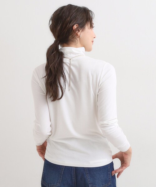 DRESKIP（ドレスキップ）の「【S-LL/吸湿発熱】なめらかとろみ インナータートル（Tシャツ/カットソー・レディース・ブラック/オレンジ/オフホワイト/ブルー/ブラック系2/イエロー系2/ダークブラウン・02/03/04/01）」の9枚目の写真