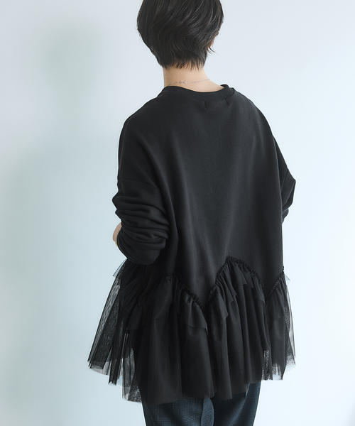 【WILLFULLY】チュールフリル異素材スウェット　ブラック　F 体型カバー セール】BLACK チュールフリルスウェット（スウェット）｜IENA（イエナ