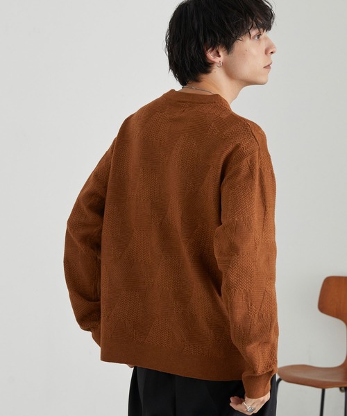 MONO-MART（モノマート）の「リンクスパターン オーバーサイズクルーネックニット<ウォッシャブル>（ニット/セーター・メンズ・オレンジ/チャコール/ネイビー/グリーン/ブラウン/グレイッシュブルー/ブラック/アイボリー・L/M）」の22枚目の写真