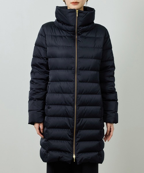 ROPE'(ロペ)の「サテンロング丈ダウンコート/イージーケア(ダウンジャケット/コート・レディース・ネイビー/ブラック・36/38)」の8枚目の写真