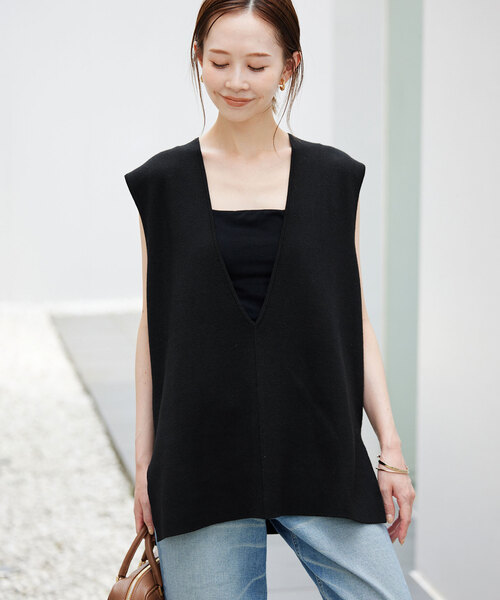 SLOBE IENA(スローブイエナ)の「《WEB限定/追加2》ダブルフェイスニットベスト(ベスト・レディース・ブラック/チャコールグレー・FREE)」の8枚目の写真