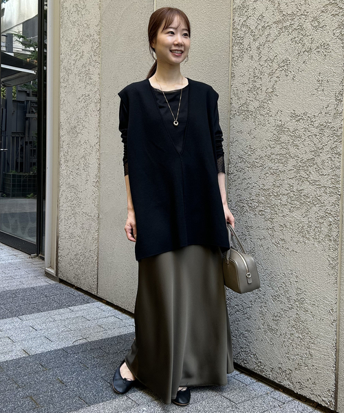 SLOBE IENA(スローブイエナ)の「《WEB限定/追加2》ダブルフェイスニットベスト(ベスト・レディース・ブラック/チャコールグレー・FREE)」の18枚目の写真