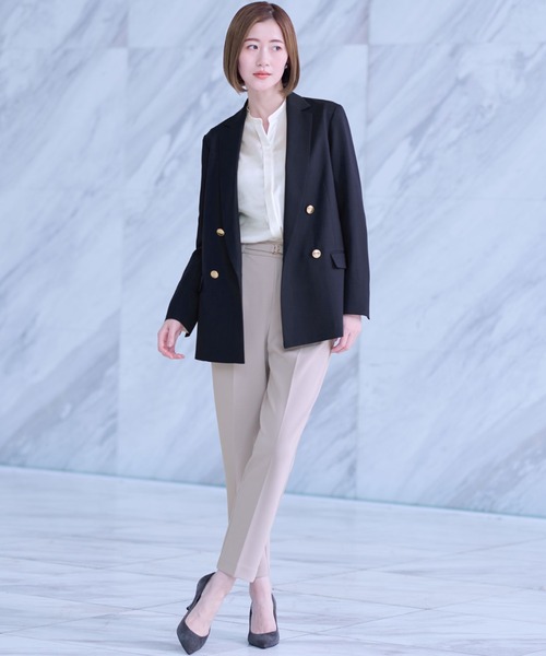 Unpeu Femme アンプーファム ゴールドWボタンテーラード AOYAMA（アオヤマ）の「【紺ブレ／ONOFF活躍】4ボタンダブルジャケット