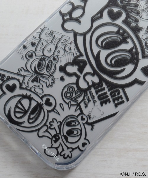 ANGEL BLUE（エンジェルブルー）の「エンジェルブルー メタリック背面ケース（スマホケース/カバー・レディース・シルバー系1/シルバー系2/シルバー系3/シルバー系4・iPhone 16/iPhone 13/14/15）」の10枚目の写真