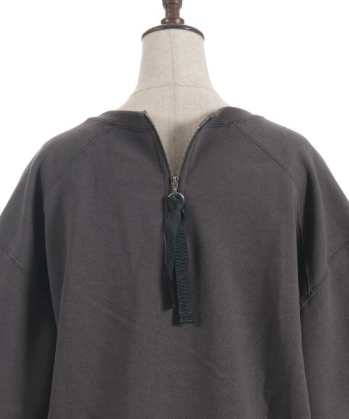 axes femme(アクシーズファム)の「ジップ裏起毛ロゴトレーナー(Tシャツ/カットソー・レディース・チャコール/ダークブラウン/ミント/キナリ・FREE)」の21枚目の写真
