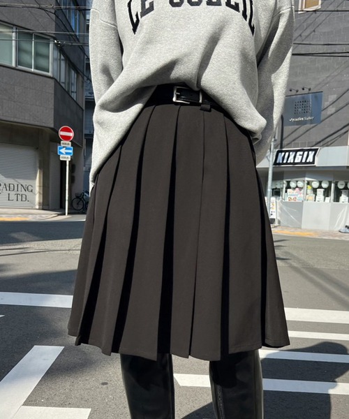 Narcissus(ナルシス)の「プリーツミディスカート/ミディアム丈/オフィスカジュアル/ベルト付き(スカート・レディース・グレー/ブラック・FREE)」の11枚目の写真