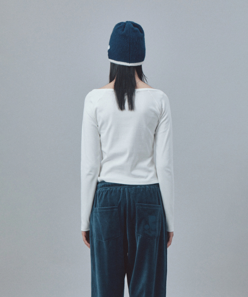 Rest&Recreation(レストアンドレクリエーション)の「U-NECK RAGLAN TOP - IVORY(Tシャツ/カットソー・レディース・その他・ONE)」の3枚目の写真