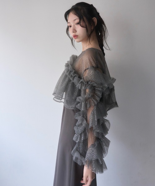 mellowneon(メロウネオン)の「フリルラメチュールオケージョンワンピース(ワンピース・レディース・ベージュ/チャコールグレー・SMALL/MEDIUM)」の10枚目の写真
