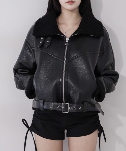 me+em select(ミームセレクト)の「【 新色追加!/3color 】B-3ベルテッドヴィンテージレザーボアムートンジャケット / B-3 belted vintage leather boa mouton jacket(ムートンコート・レディース・ブラック/ダークブラウン/ブラウン・FREE)」の16枚目の写真