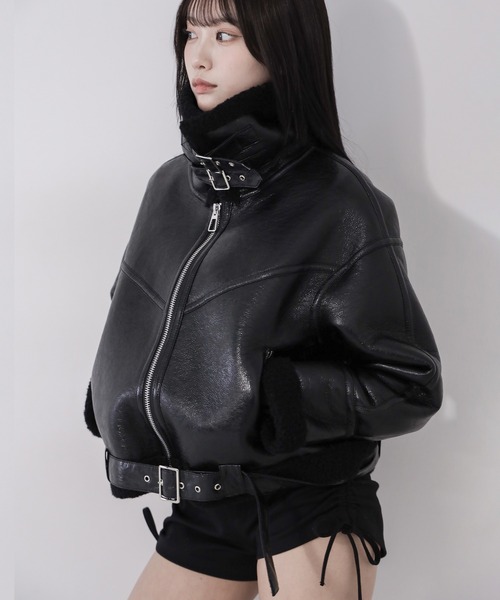 me+em select(ミームセレクト)の「【 新色追加!/3color 】B-3ベルテッドヴィンテージレザーボアムートンジャケット / B-3 belted vintage leather boa mouton jacket(ムートンコート・レディース・ブラック/ダークブラウン/ブラウン・FREE)」の18枚目の写真