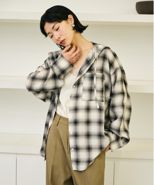 AIC.（エーアイシー）の「シアーチェックフーディーオーバーシャツ（シャツ/ブラウス・レディース・その他1・FREE）」の9枚目の写真