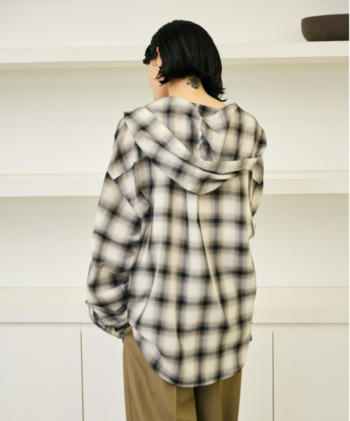 AIC.（エーアイシー）の「シアーチェックフーディーオーバーシャツ（シャツ/ブラウス・レディース・その他1・FREE）」の3枚目の写真