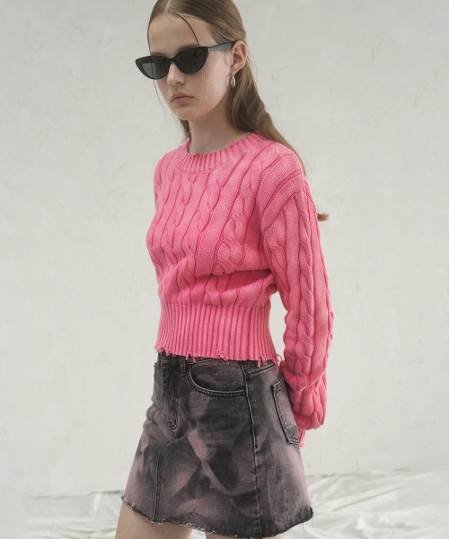 Vivacious(ビバシャス)の「Erica Round Damage Knit - 3COL(ニット/セーター・レディース・ブラック/ピンク/ネイビー・FREE)」の5枚目の写真