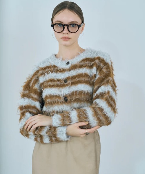 merrylatte(メリーラテ)の「multi border shaggy knit(ニット/セーター・レディース・ベージュ・FREE)」の3枚目の写真