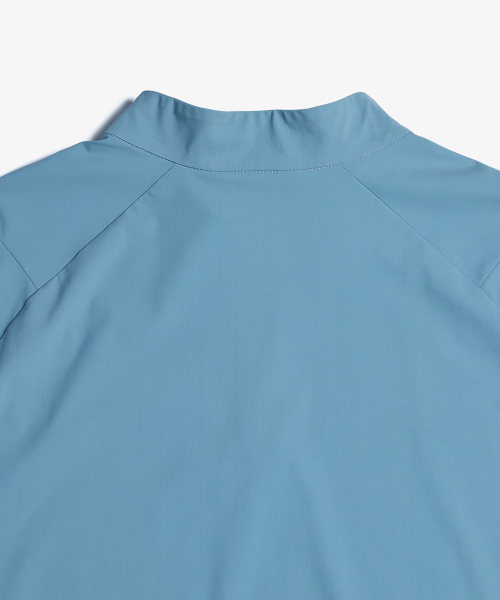 BALLOP(バロップ)の「男性エアリーベントフィンガーホールロングスリーブアッシュブルー(Tシャツ/カットソー・メンズ・ライトブルー・MEDIUM/LARGE/X-LARGE)」の8枚目の写真