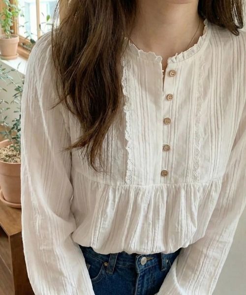 cammie（キャミー）の「フリルデザイントップス（シャツ/ブラウス・レディース・ホワイト/アイボリー・M/L）」の3枚目の写真