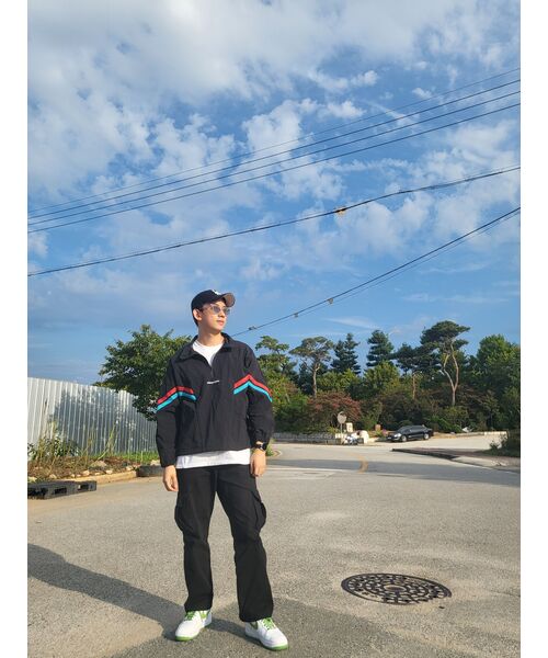 URBAN PLAYERS(アーバンプレイヤーズ)の「ブエノアノラックジャケット (ブラック)(ナイロンジャケット・レディース・その他・LARGE/X-LARGE/MEDIUM)」の2枚目の写真