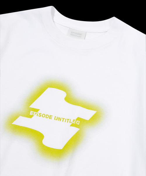 EPISODE UNTITLED（エピソードアンタイトルド）の「シグニチャープリンティングTシャツホワイト（Tシャツ/カットソー・レディース・その他・2/3）」の4枚目の写真