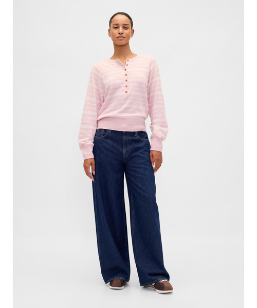 GAP(ギャップ)の「CashSoft カシミヤタッチ ヘンリーネックセーター(ニット/セーター・レディース・ピンク/ブルー/ブラック/ベージュ・L/S/XS/XXS/XL/M)」の10枚目の写真
