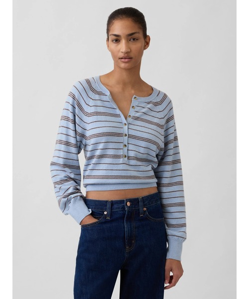 GAP(ギャップ)の「CashSoft カシミヤタッチ ヘンリーネックセーター(ニット/セーター・レディース・ピンク/ブルー/ブラック/ベージュ・L/S/XS/XXS/XL/M)」の4枚目の写真