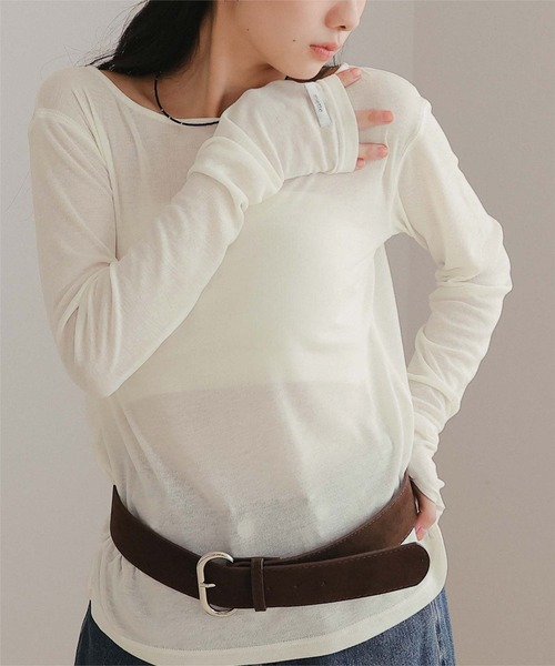miette(ミエット)の「フィンガーホールシアートップス(Tシャツ/カットソー・レディース・カーキ/グレイッシュベージュ/ライトブルー/杢グレー/オフホワイト/ブラック系その他/ホワイト系その他・S/M/L)」の2枚目の写真