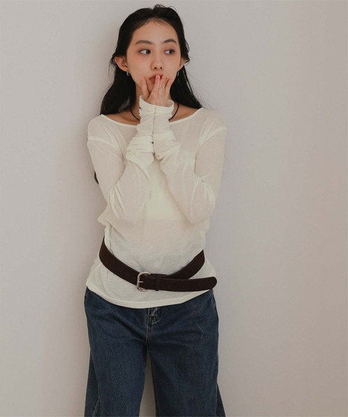 miette(ミエット)の「フィンガーホールシアートップス(Tシャツ/カットソー・レディース・カーキ/グレイッシュベージュ/ライトブルー/杢グレー/オフホワイト/ブラック系その他/ホワイト系その他・S/M/L)」の10枚目の写真