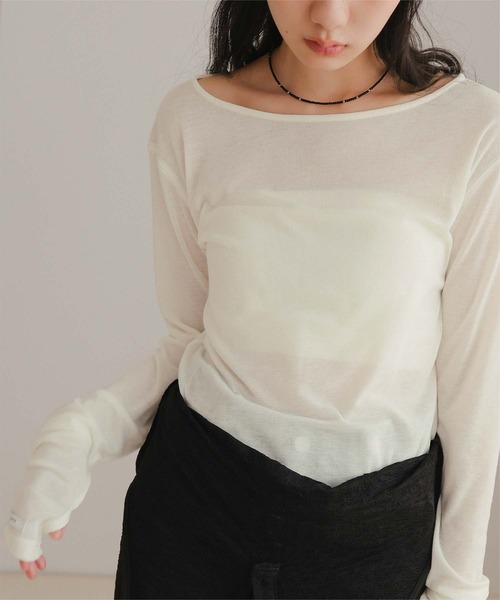miette(ミエット)の「フィンガーホールシアートップス(Tシャツ/カットソー・レディース・カーキ/グレイッシュベージュ/ライトブルー/杢グレー/オフホワイト/ブラック系その他/ホワイト系その他・S/M/L)」の14枚目の写真
