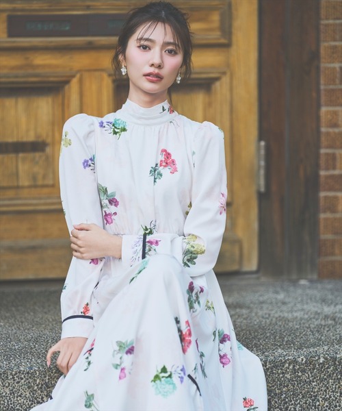クラシックフラワーワンピース（ワンピース）｜AND COUTURE（アンド