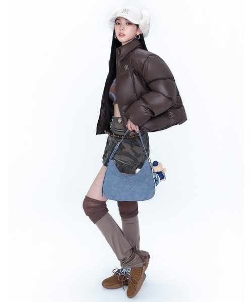 MLB Korea(エムエルビーコリア)の「【MLB KOREA/エムエルビーコリア】Cropped Curve Padding Down JKT/ クロップド カーブ パディング ダウンジャケット(ダウンジャケット/コート・レディース・ブラック/ラベンダー/ブラウン・S/M)」の7枚目の写真